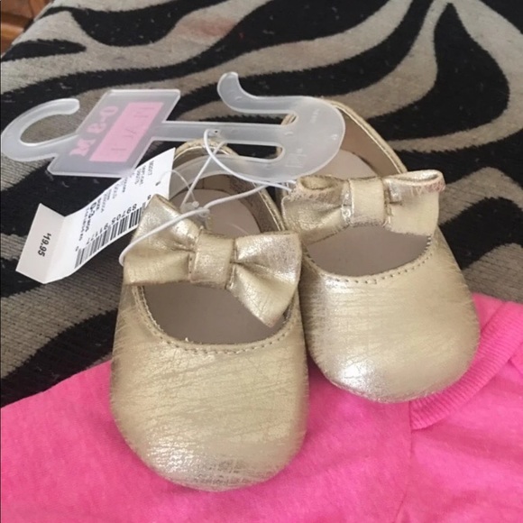 BRAND NEW BABY GIRL CLOTHES & SHOES - Picture 4 of 4